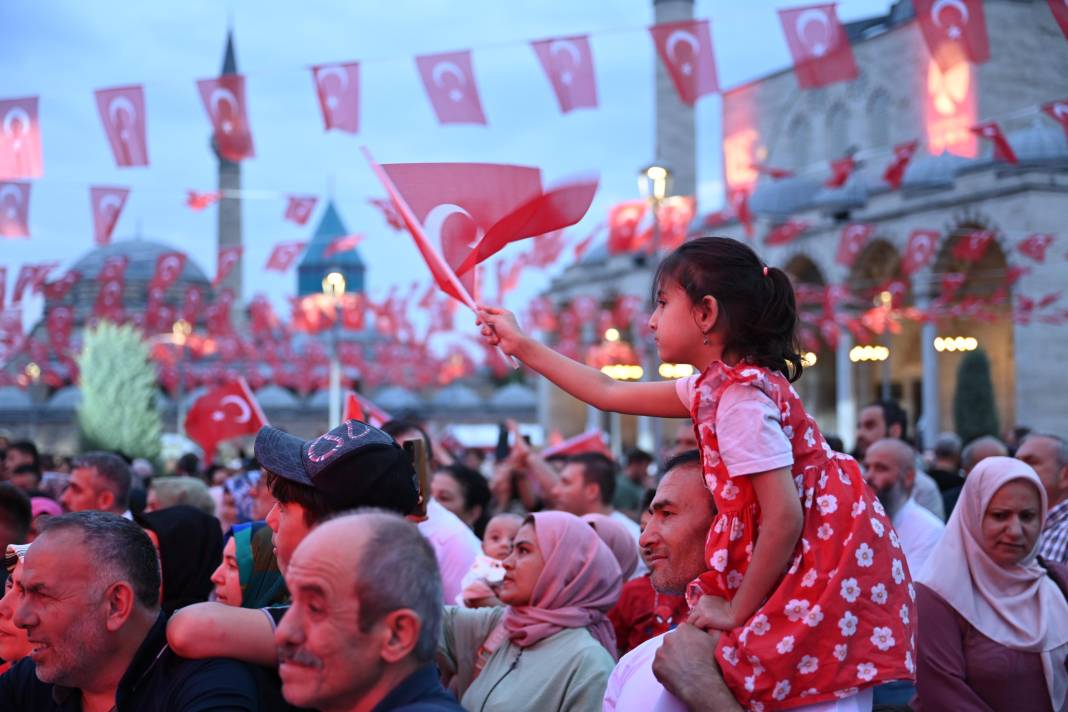 Konya, 15 Temmuz Şehitlerini Mevlana Meydanı’nda andı 14